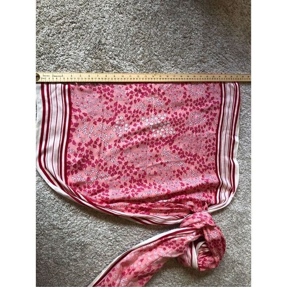 Talbots Women’s White and Pink Floral Pattern Design Scarf NWOT - Picture 4 of 7